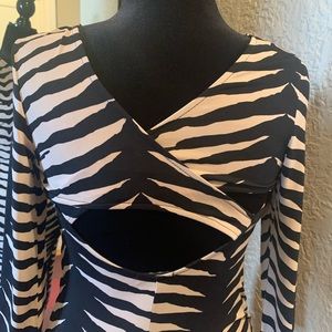 Sexy Animal Print Long Sleeve Dress with Criss Cross Open Back~ Size Medium.